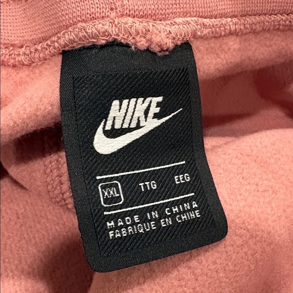 Nike mens sportswear